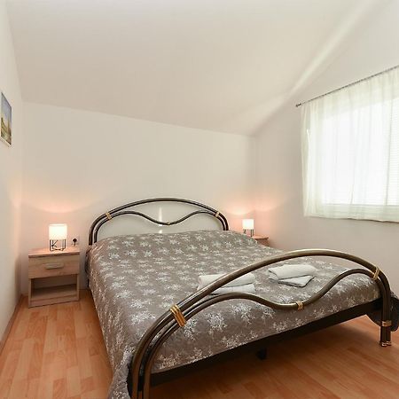Apartment Mladen 1860 Medolino Esterno foto